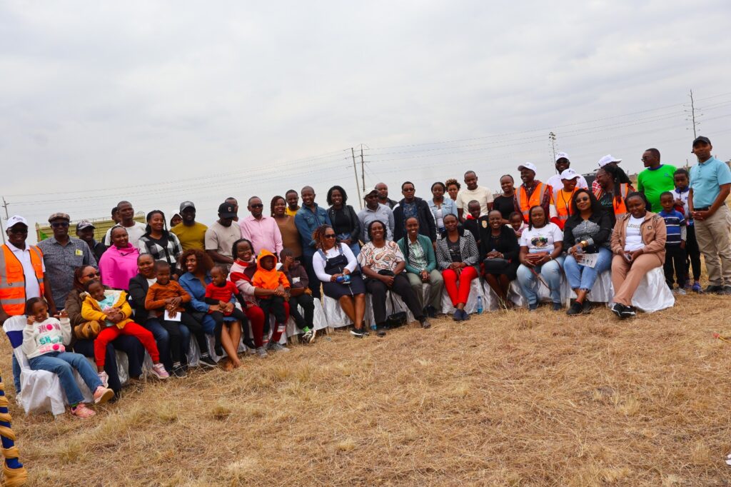 Mhasibu Bakersfield Estate photograph 1