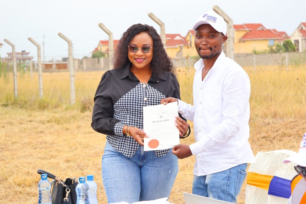Mhasibu Bakersfield Estate photograph 6